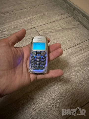 Nokia 6510 Прозрачен Limited Edition, снимка 2 - Nokia - 52296469