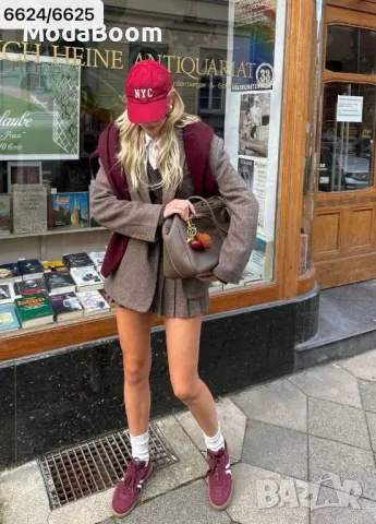 Дамски комплект поло и сако