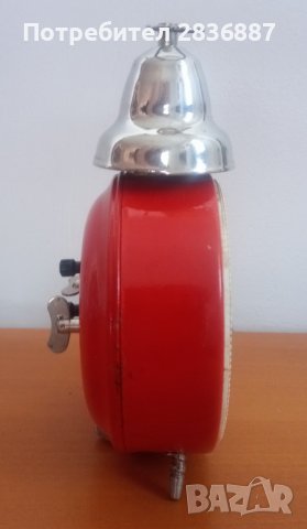 Античен съветски будилник Serkisof, снимка 4 - Други - 37889163