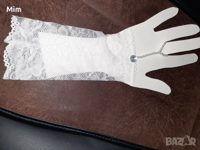 Бели дантелени ръкави с перли, снимка 3 - Ръкавици - 39423992