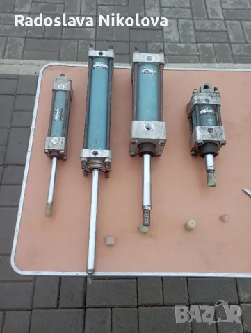 Пневматични цилиндри 