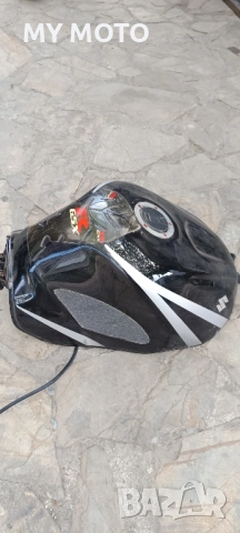 резервоар Suzuki GSXR 1000 K3 K4