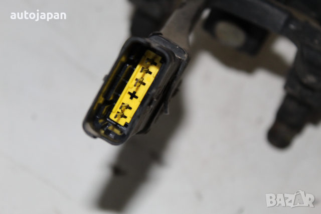 Горивна рейка и бензинови дюзи Пежо 206 1.4 75кс 2врати 02г Peugeot 206 1.4 75hp 2002, снимка 3 - Части - 44739625