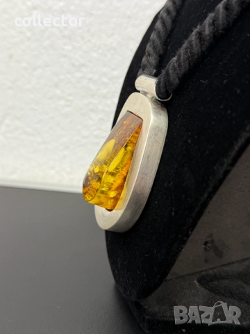 Сребърен медальон с Кехлибар. №7414, снимка 7 - Колиета, медальони, синджири - 51940569