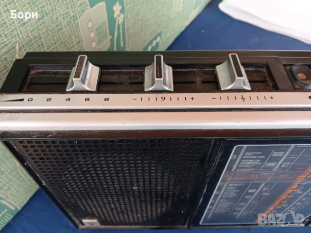 GRUNDIG CONCERT BOY LUXUS 1500 Радио, снимка 5 - Радиокасетофони, транзистори - 44588599
