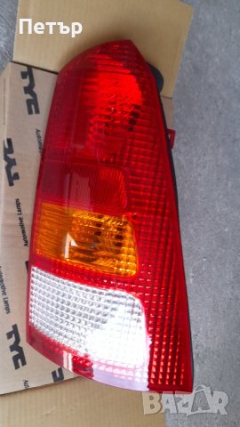 НОВ Десен стоп Ford Focus Kombi (1998-2004) / Форд Фокус Комби, снимка 1