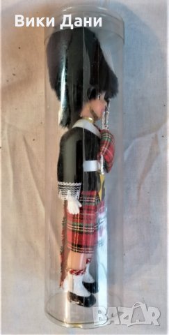 мъжка Британия Скот кукла с калпак гайда пола мигащи очи, снимка 5 - Колекции - 31401366