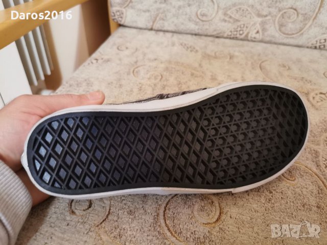 Оригинални кецове Vans 37 номер, снимка 7 - Кецове - 40113403