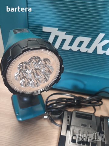 НОВ* Комплект винтоверт и LED фенер Makita DF 347D , ML 187, снимка 4 - Винтоверти - 37507664