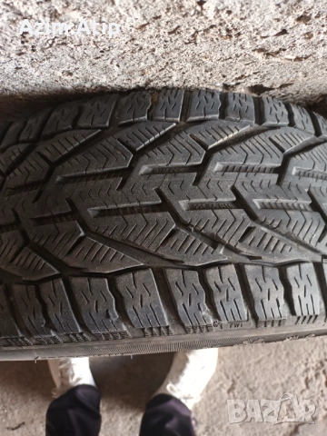 Зимни гуми 16, снимка 2 - Гуми и джанти - 54104190