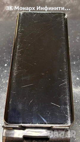 Телефон Honor Magic 6 5G / 256GB / 8GB RAM / спукан дисплей, снимка 10 - Други - 54034630