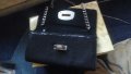 Дамска черна официална чантичка, снимка 1 - Чанти - 37424328