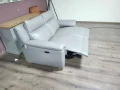 Сив кожен диван двойка с електрически релаксиращ механизъм, снимка 3