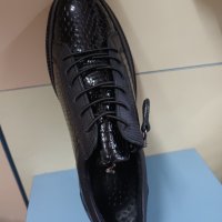 Дамски ежедневни обувки от естествена  кожа и лак , снимка 2 - Дамски ежедневни обувки - 42369858