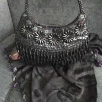 Чанта - бижу с декорации от хематити / чанта за повод , снимка 6 - Чанти - 29647430