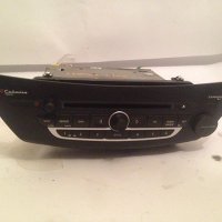 CD плеър Renault Laguna 2008г., снимка 1 - Аксесоари и консумативи - 32178375