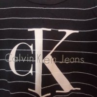 Calvin Klein оригинална тениска, снимка 2 - Тениски - 40666199