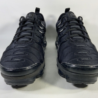 Nike Air Vapormax Plus Black / Outlet, снимка 4 - Спортни обувки - 44666572