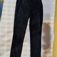 велурен черен марков панталон, размер ХS, снимка 1 - Панталони - 42859103