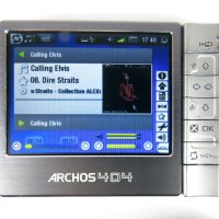 Archos 404 преносим медиен плейър / 30GB, снимка 2 - MP3 и MP4 плеъри - 42457115