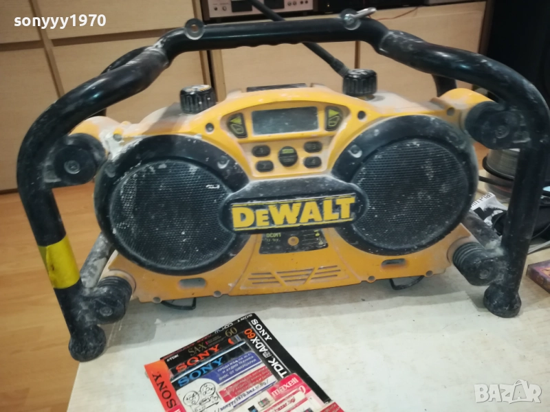 СТРОИТЕЛНО РАДИО DEWALT-220В 2209251133, снимка 1