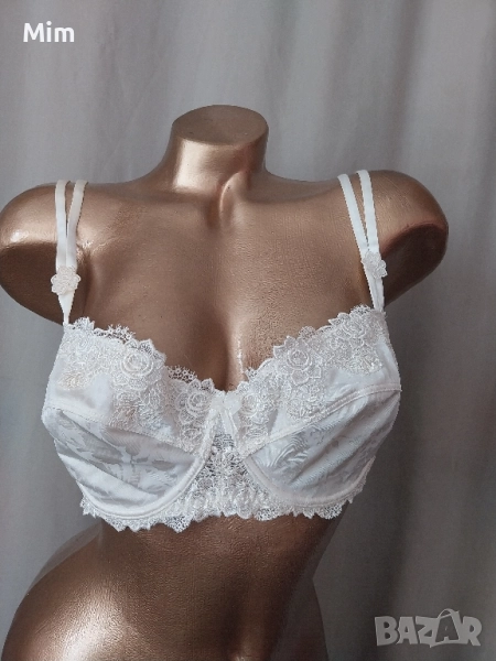 LISE CHEMEL 75 E Бял сутиен от сатен и дантела , снимка 1