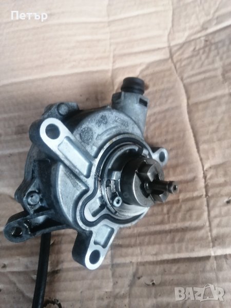 Вакум помпа Волво В70 2.0д 163к.с , снимка 1