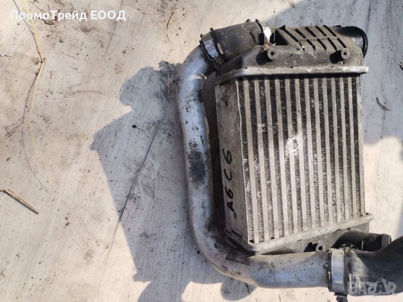 Интеркулер радиатор Ауди А6 Ц6 4Ф С6 Audi A6 C6 4F 4F0145980 3.0TDI, снимка 1