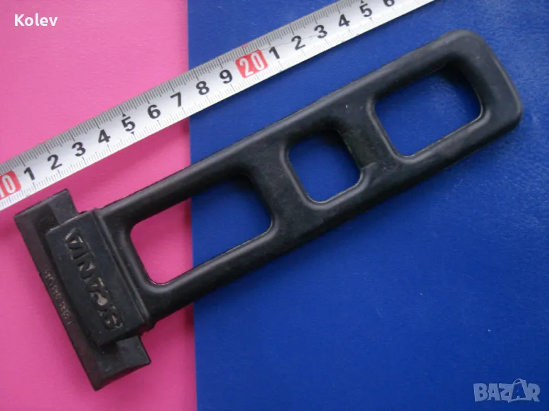 Оригинална скоба за калник Scania 1383858, снимка 1