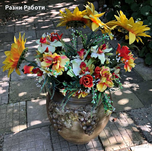 Керамична ваза с лозарски мотиви, голяма, снимка 1