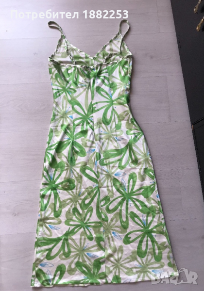 Сатенена рокля BENETTON [XS размер], снимка 1