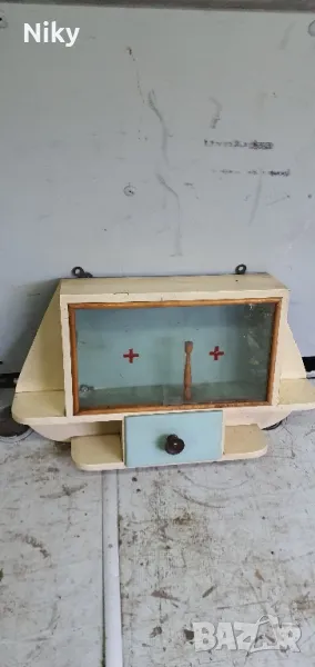 Домашна ретро аптечка , снимка 1