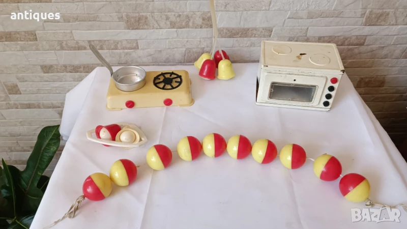 ЛОТ стари играчки от соц-а - печка, котлон и др., снимка 1