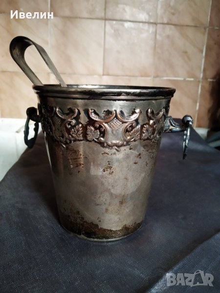 посребрен метален ледарник с щипка за лед, снимка 1