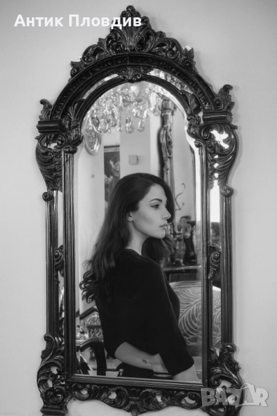 Стенно огледало с дърворезби, снимка 1