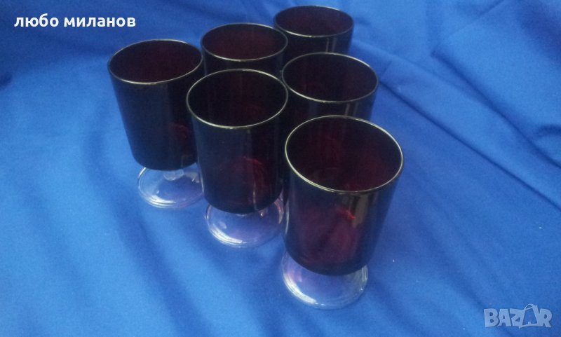 Червени, прозрачни чаши, прозрачно бяло столче за алкохол 6 бр, снимка 1