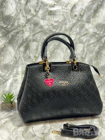 чанти guess, снимка 3 - Чанти - 50769541