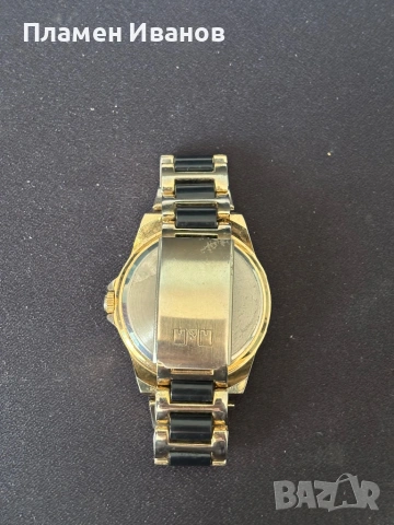 Дамски часовник Q&Q F461-005Y, снимка 2 - Дамски - 54350662