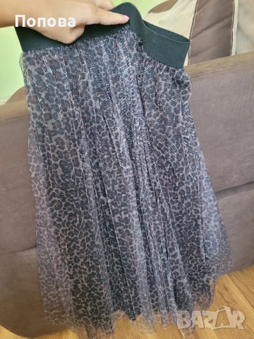 Дамска тюлена пола, снимка 2 - Поли - 50917170