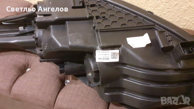 десен фар за Kia Ceed без забележки, снимка 4 - Части - 53021677