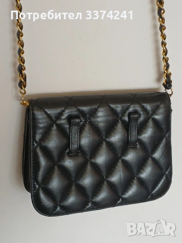 Малка кожена чанта Chanel, снимка 4 - Чанти - 54319559