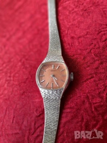 Стар дамски часовник , снимка 13 - Колекции - 36630417