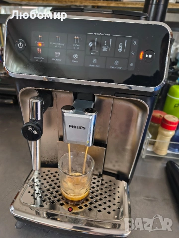Кафемашина PHILIPS EP3326/90, снимка 3 - Кафемашини - 53096852