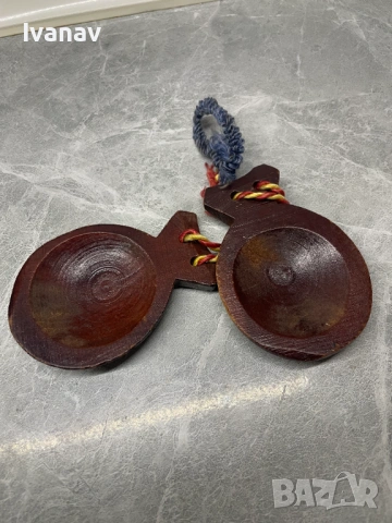 Ръчно рисувани дървени кастанети Fiesta Brava, снимка 2 - Други - 53956393