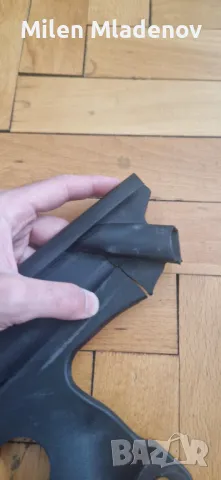 Лява кора под преден капак BMW G30, снимка 2 - Части - 50176021