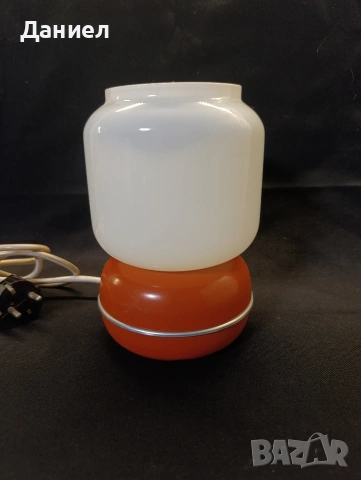 Соц настолна лампа, снимка 2 - Антикварни и старинни предмети - 53309756