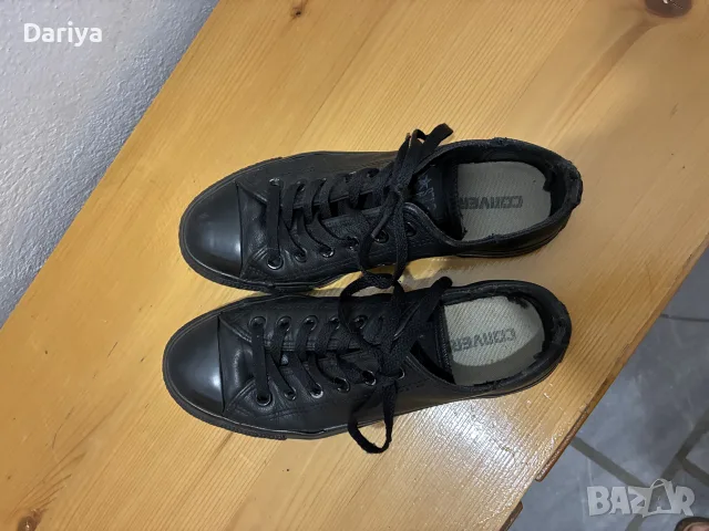 черни обувки converse 