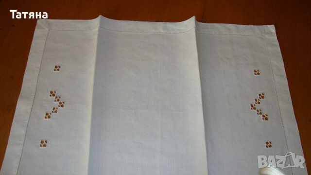 ПОКРИВКИ  и  САЛФЕТКИ -  рязана БРОДЕРИЯ И АПЛИКАЦИИ, снимка 18 - Покривки за маси - 51709311