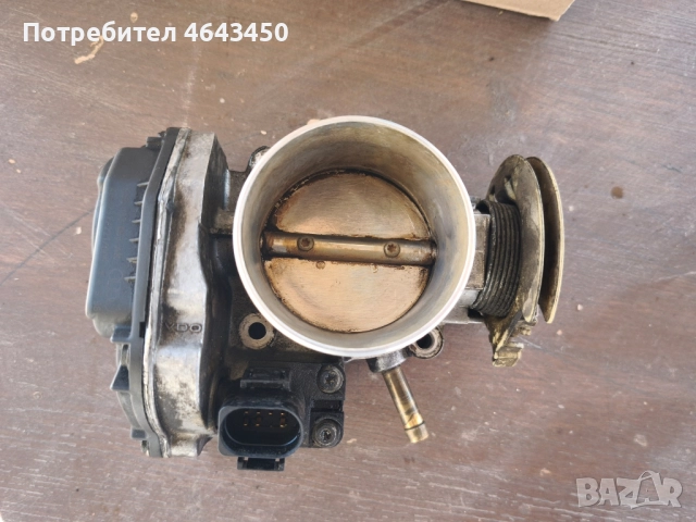 Дроселова клапа за 2.4 V6 165кс Audi A6 C5, A4, A8