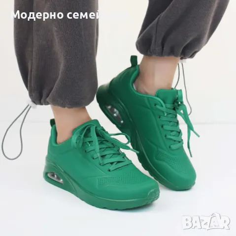 Дамски маратонки в зелено 